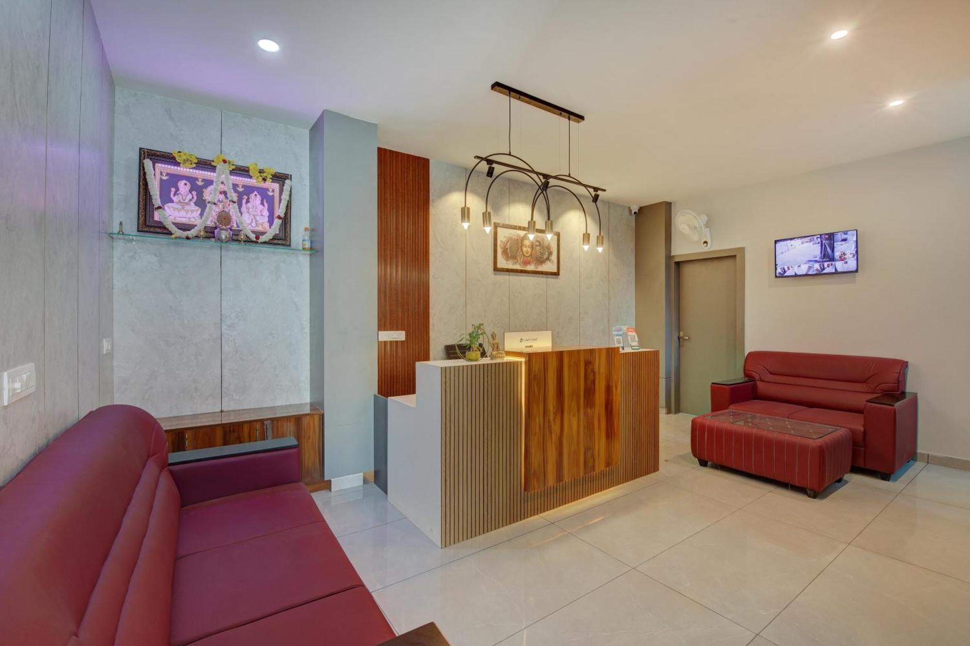 Hotel Park Lane Yelahanka 벵갈루루 외부 사진